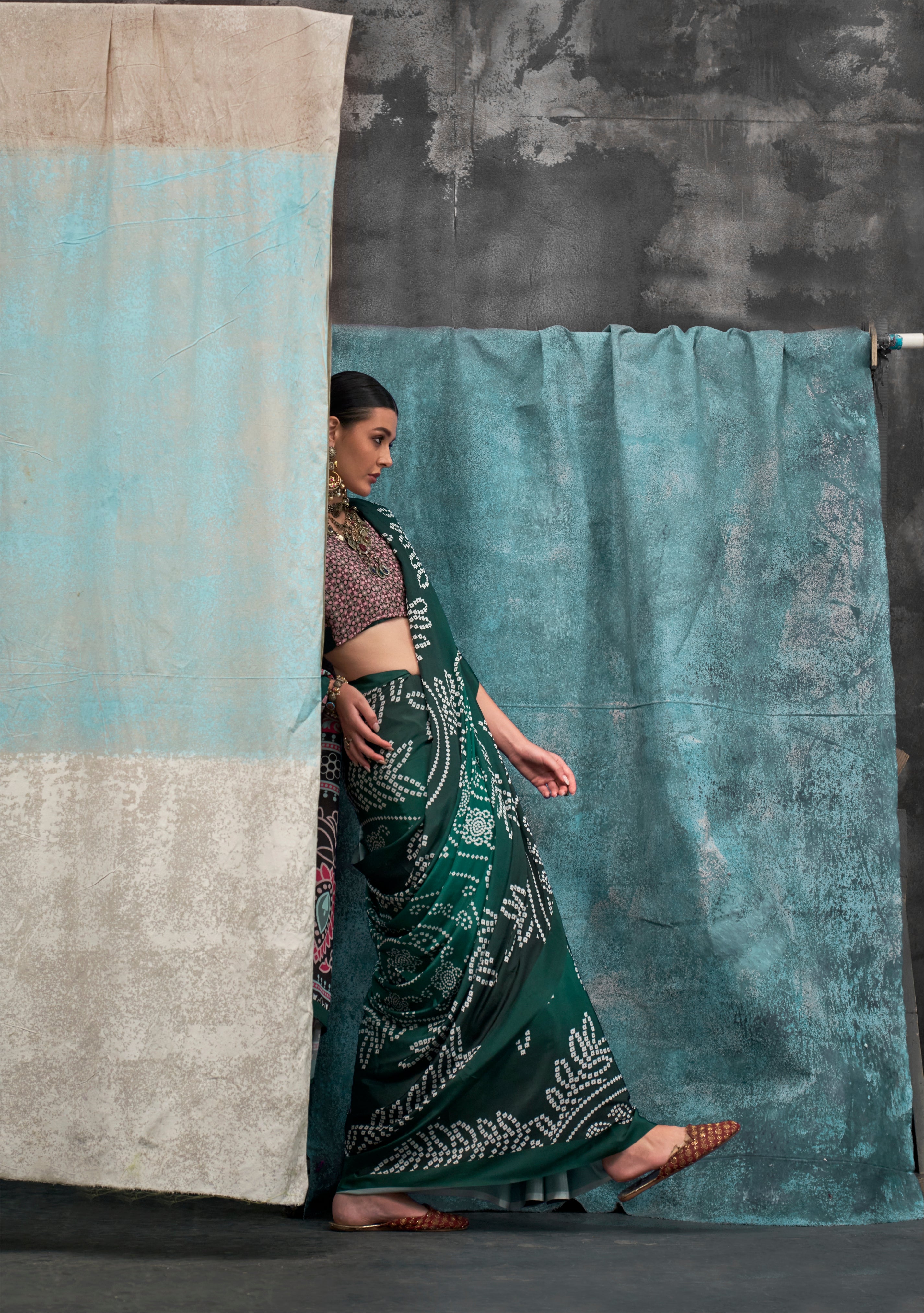 Green & Mauve Pure Silk Crepe Digital Printed Fancy Saree