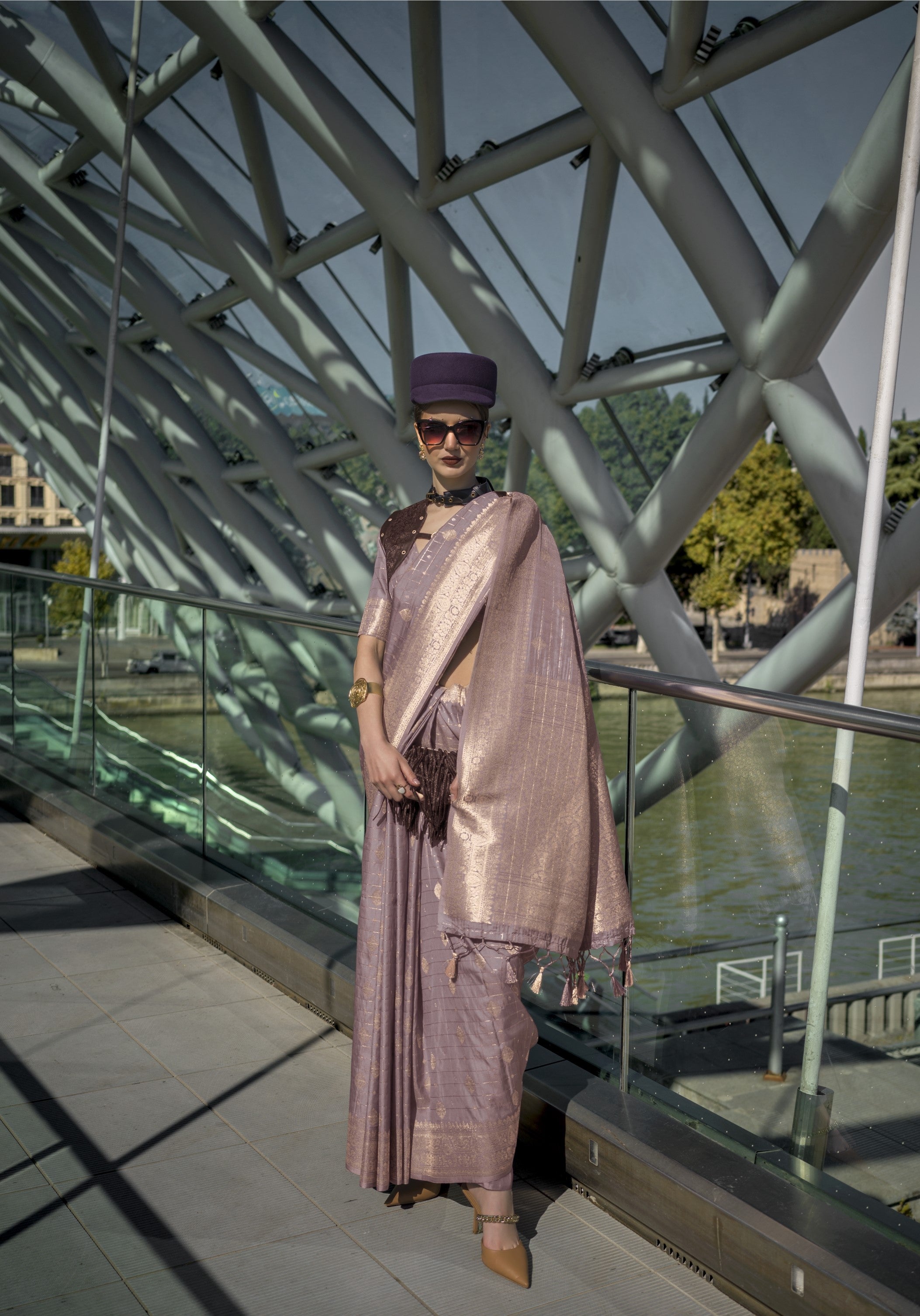 Light Mauve Katan Silk Handloom Weaving Saree With Blouse