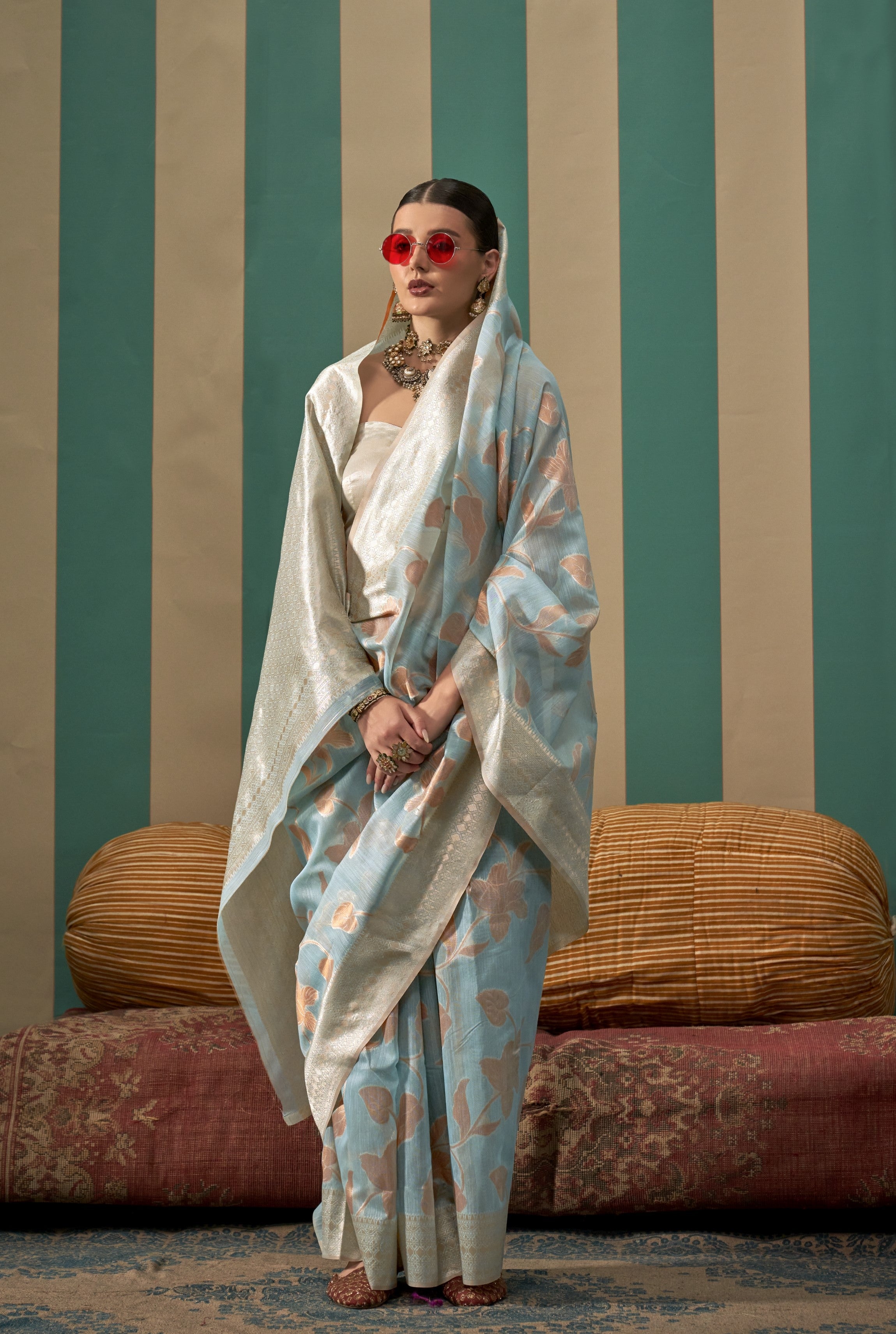 Sky Blue Handloom Weaving Linen Saree With Blouse