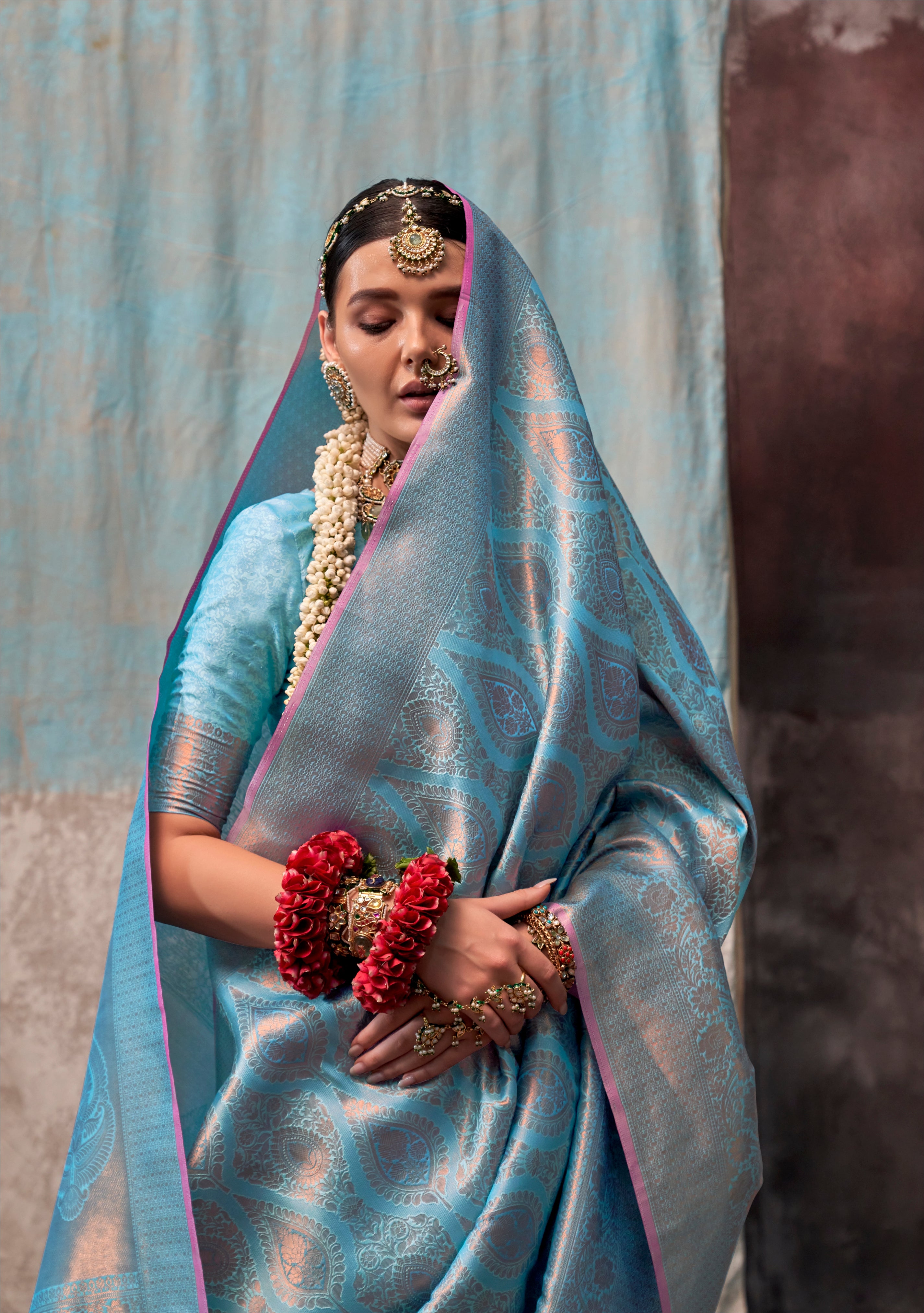 Sky Blue Golden Handloom Weaving Silk Saree With Blouse