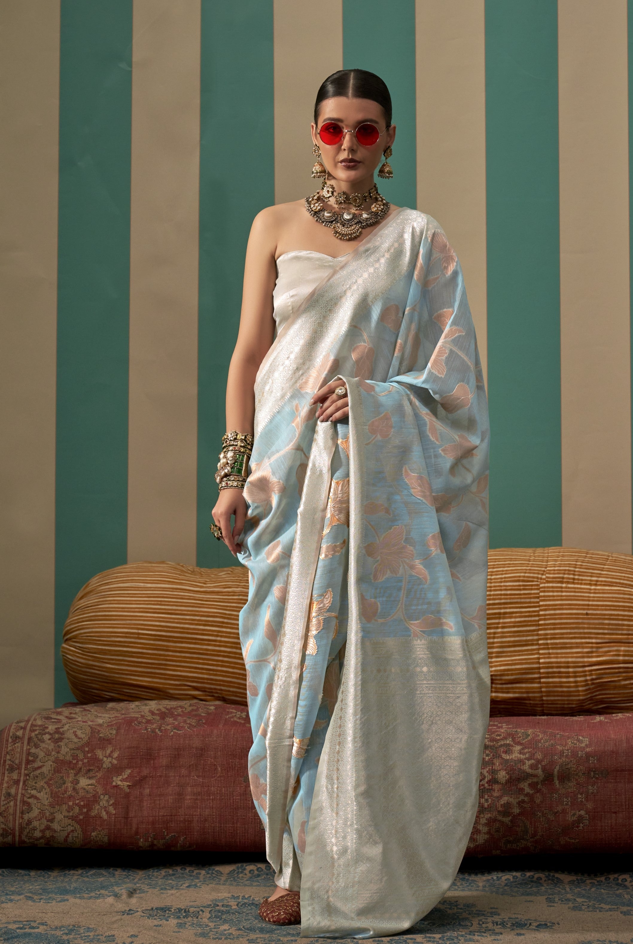 Sky Blue Handloom Weaving Linen Saree With Blouse