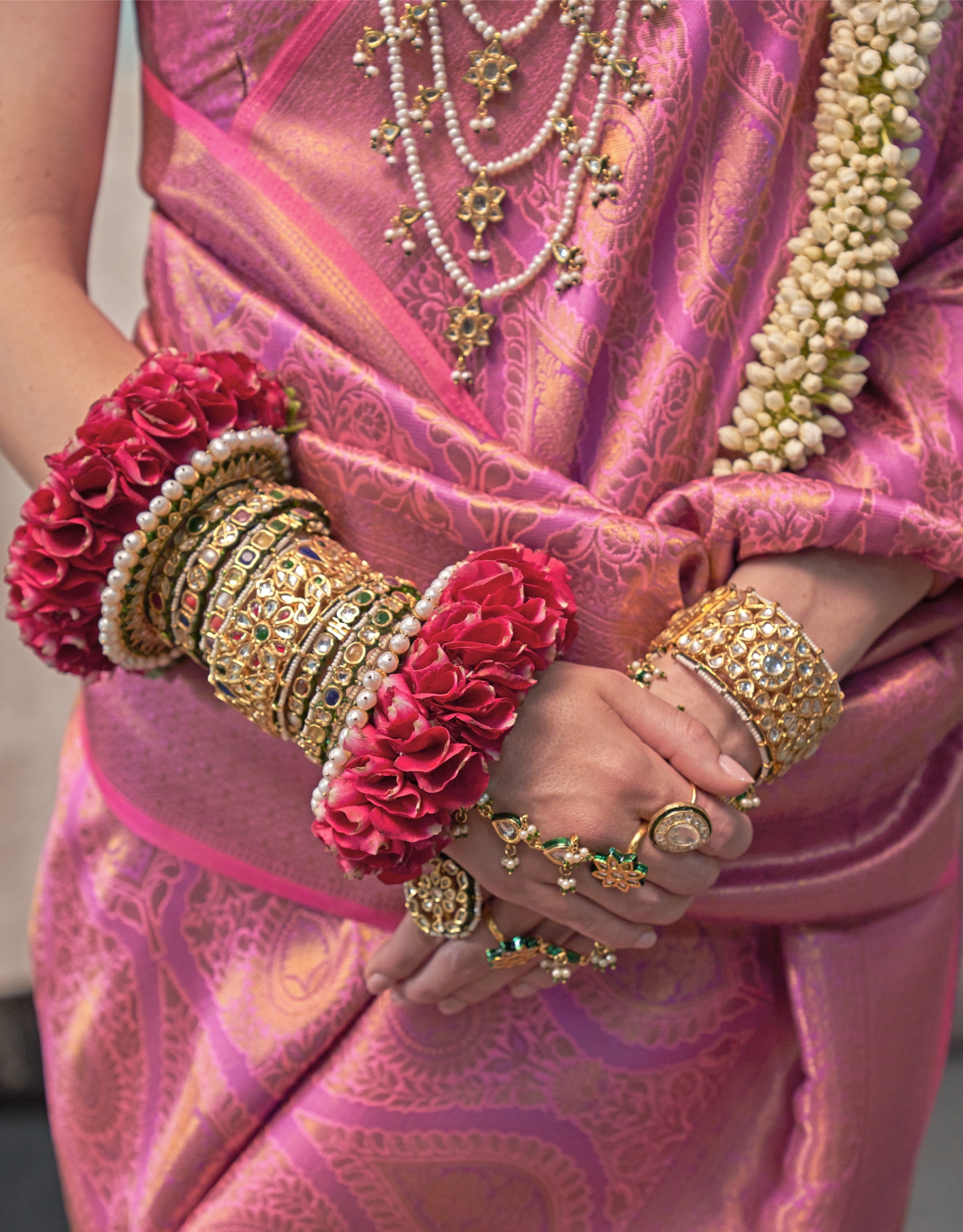 Pink Golden Handloom Weaving Silk Saree With Blouse