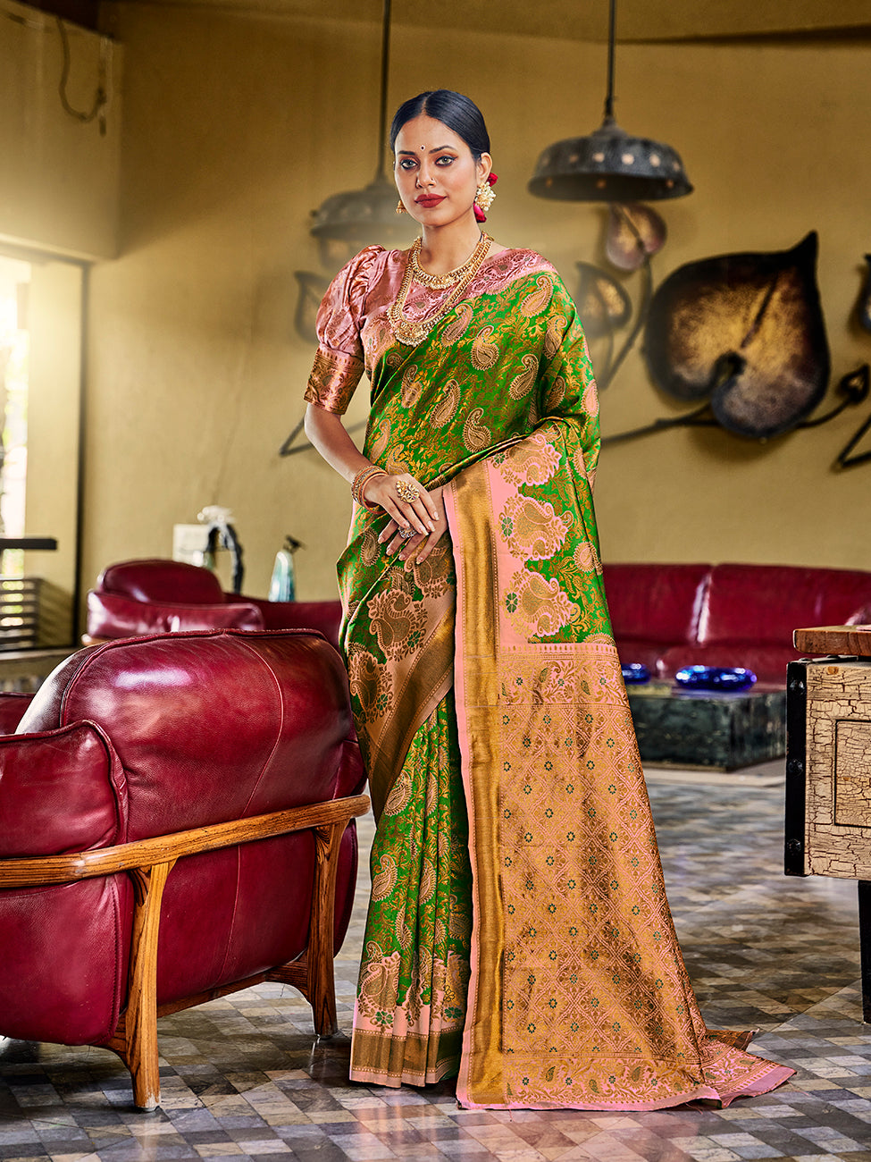 Green & Pink Banarasi Silk Zari Woven Wedding Traditional Saree