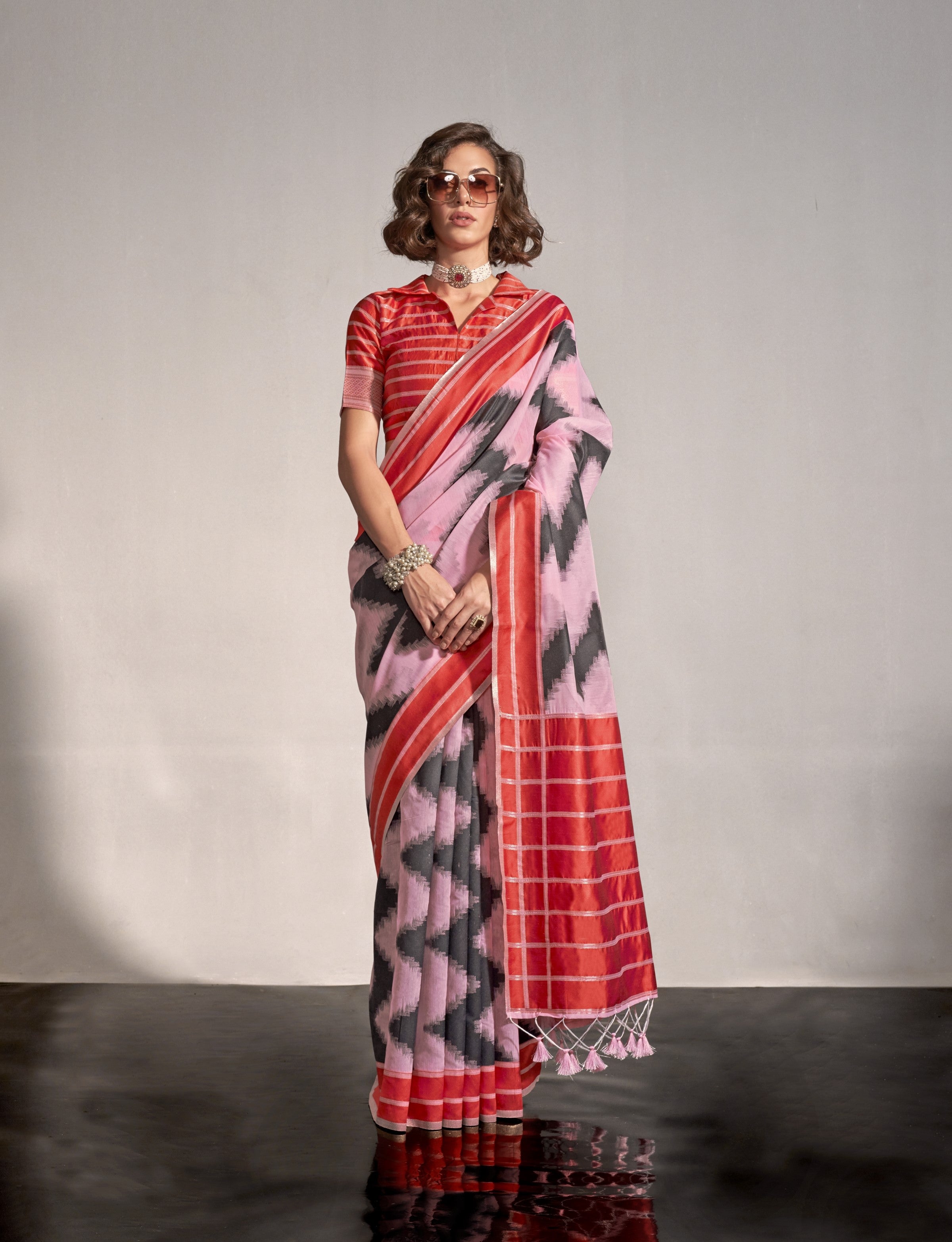 Pink & Orange Mal Spun Hand Woven Silk Saree With Contrast Blouse