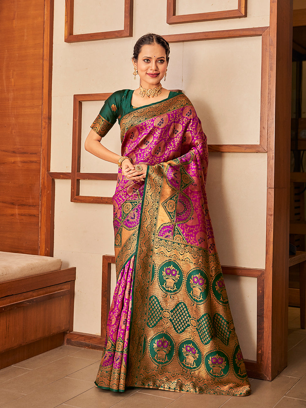 Magenta & Green Gold Zari Woven Wedding Banarasi Silk Saree