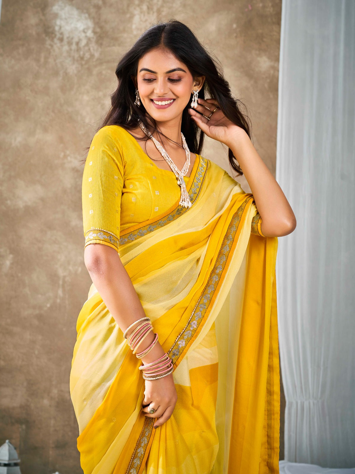 Pastel Yellow Chiffon Georgette Printed Saree With Blouse