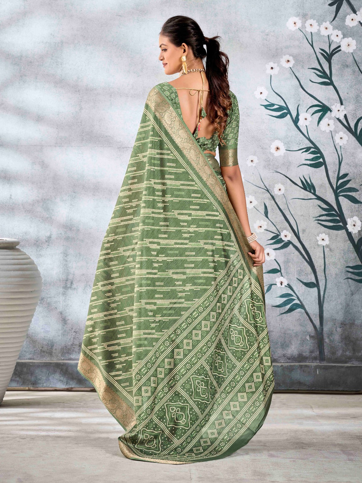 Mehendi Green Dola Silk Printed Saree With Zari Border