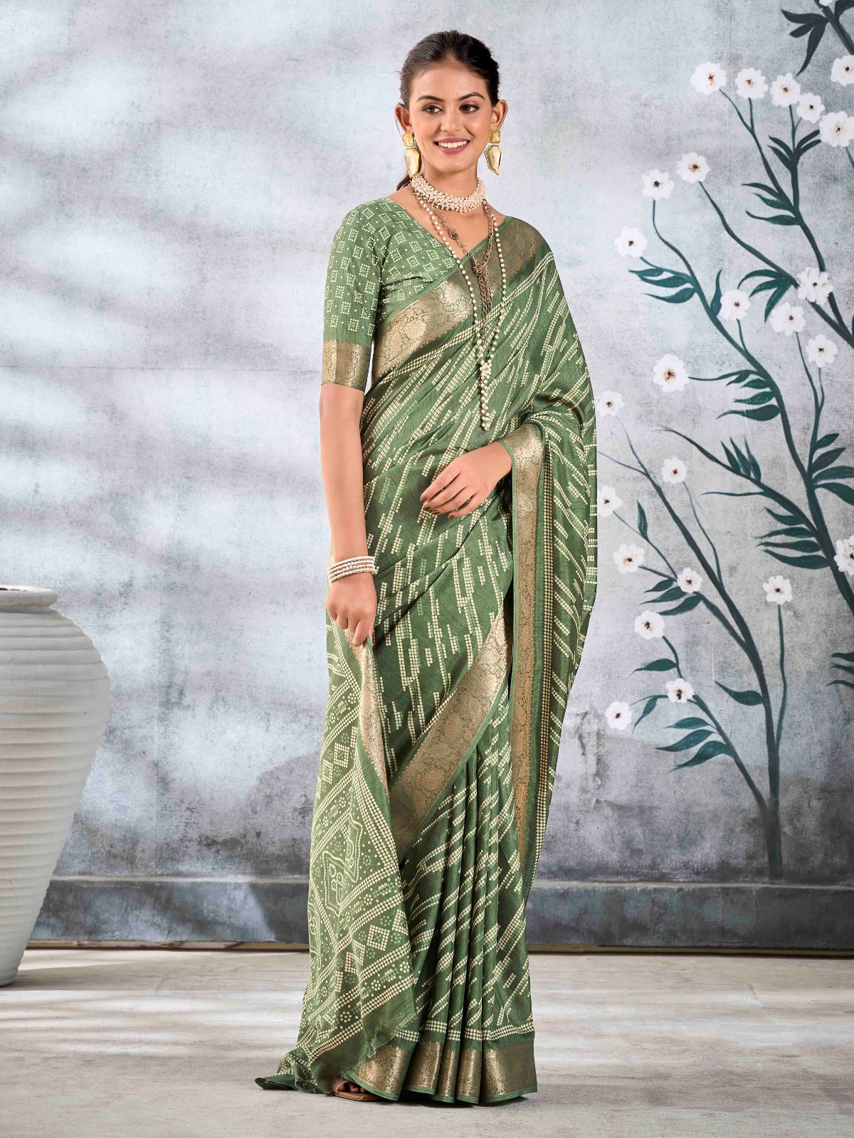 Mehendi Green Dola Silk Printed Saree With Zari Border