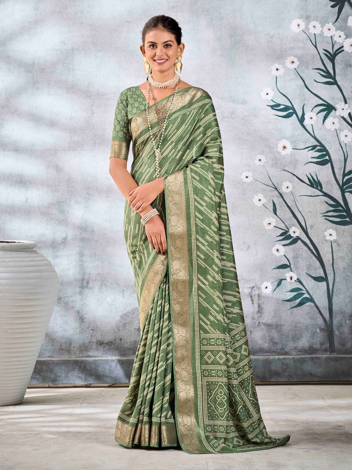 Mehendi Green Dola Silk Printed Saree With Zari Border