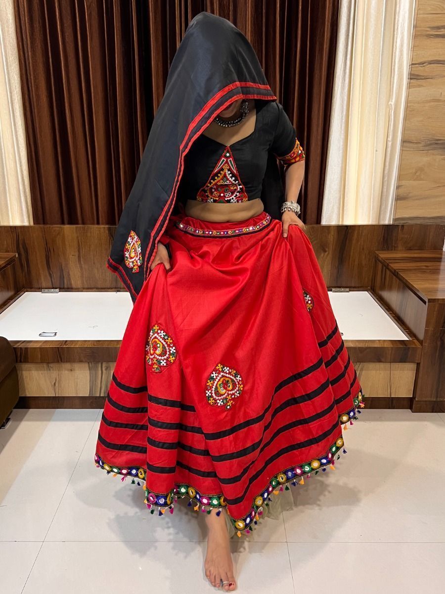 Black & Red Gamthi Work Cotton Navratri Lehenga Choli