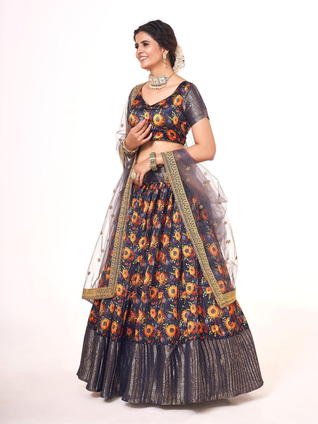 Pin by Lakshmi on clothing | Half saree designs, Kalamkari dresses, Half  saree lehenga